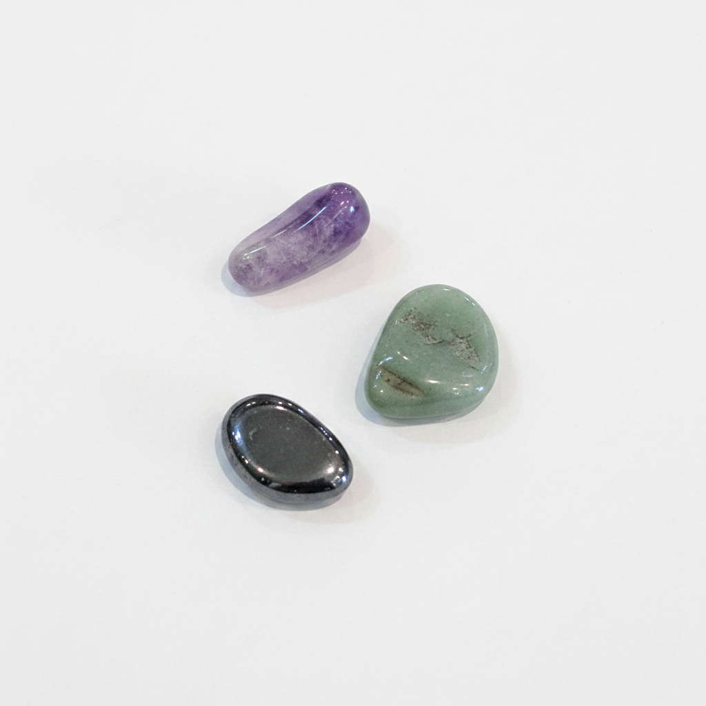Leo Zodiac Set for Wisdom and Abundance shown clearly on a clean white background, highlighting its color, shape, and natural variation.